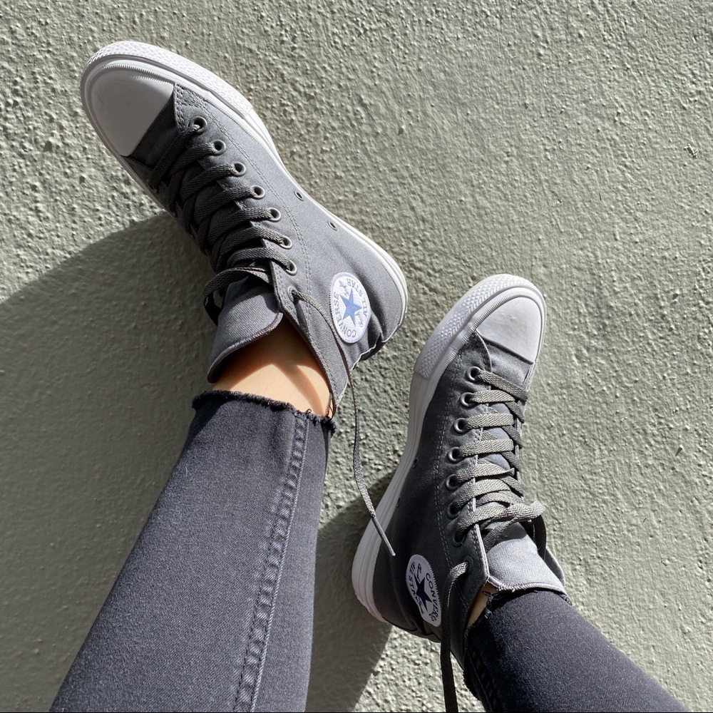 NWOT Converse Chuck Taylor II high tops - Picture 1 of 9